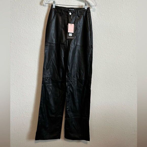 PRETTYLITTLETHING Black leather Wide Leg Pants Size Petite‎ 0 - Picture 1 of 5